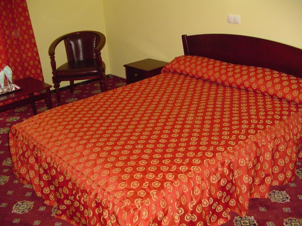 Hotel Europa Плоешти Номер фото
